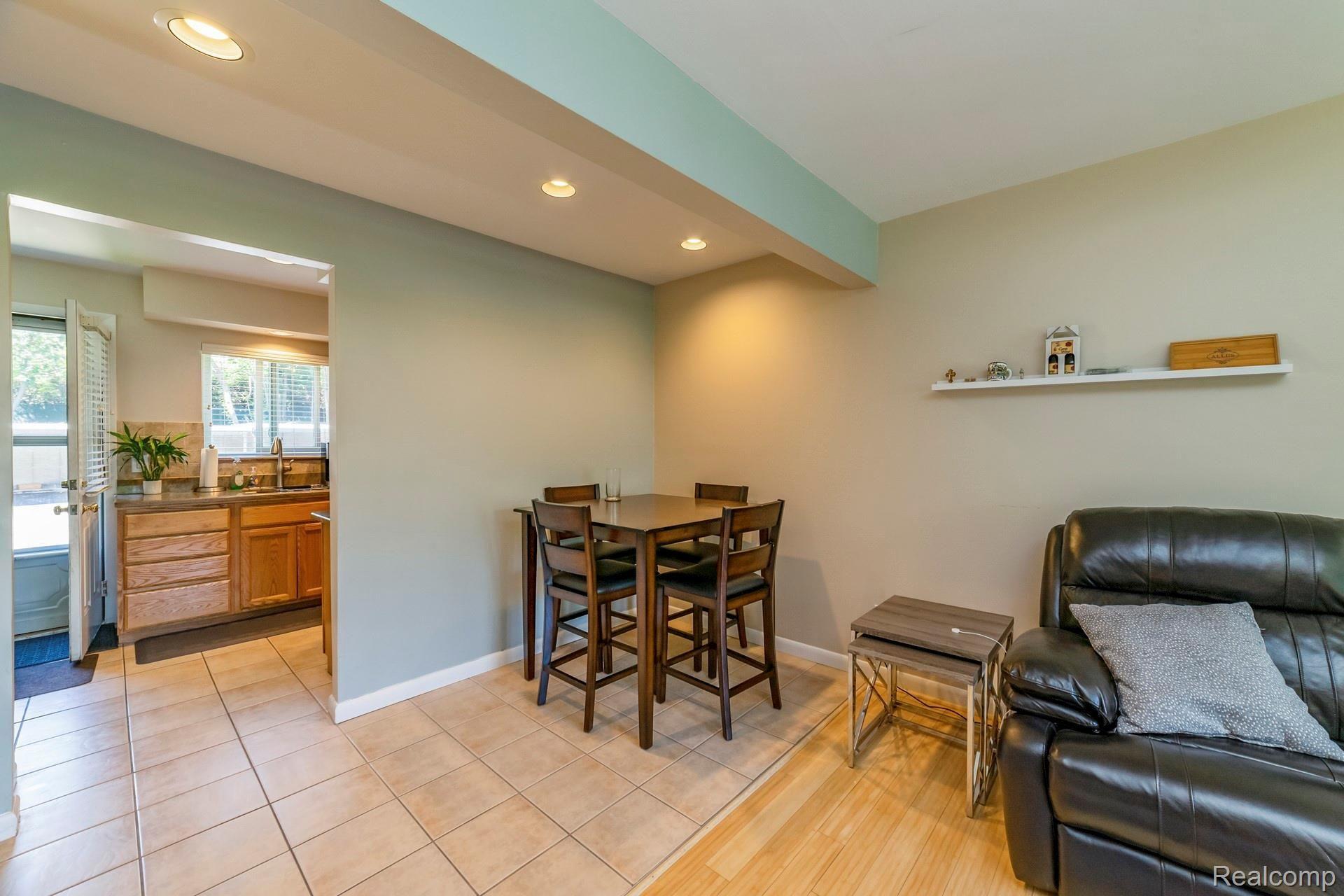 485 Miller Avenue Rochester, MI 48307 - Photo 19 of 19 OPEN FLOOR PLAN!