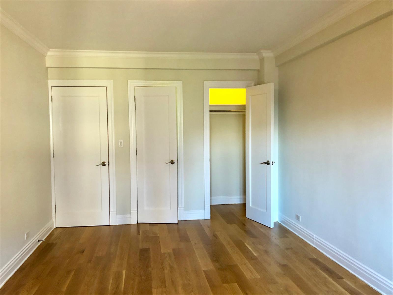 41 Park Avenue, Unit 7B Manhattan, NY 10016 - Photo 5 of 9 a view of an empty room and window