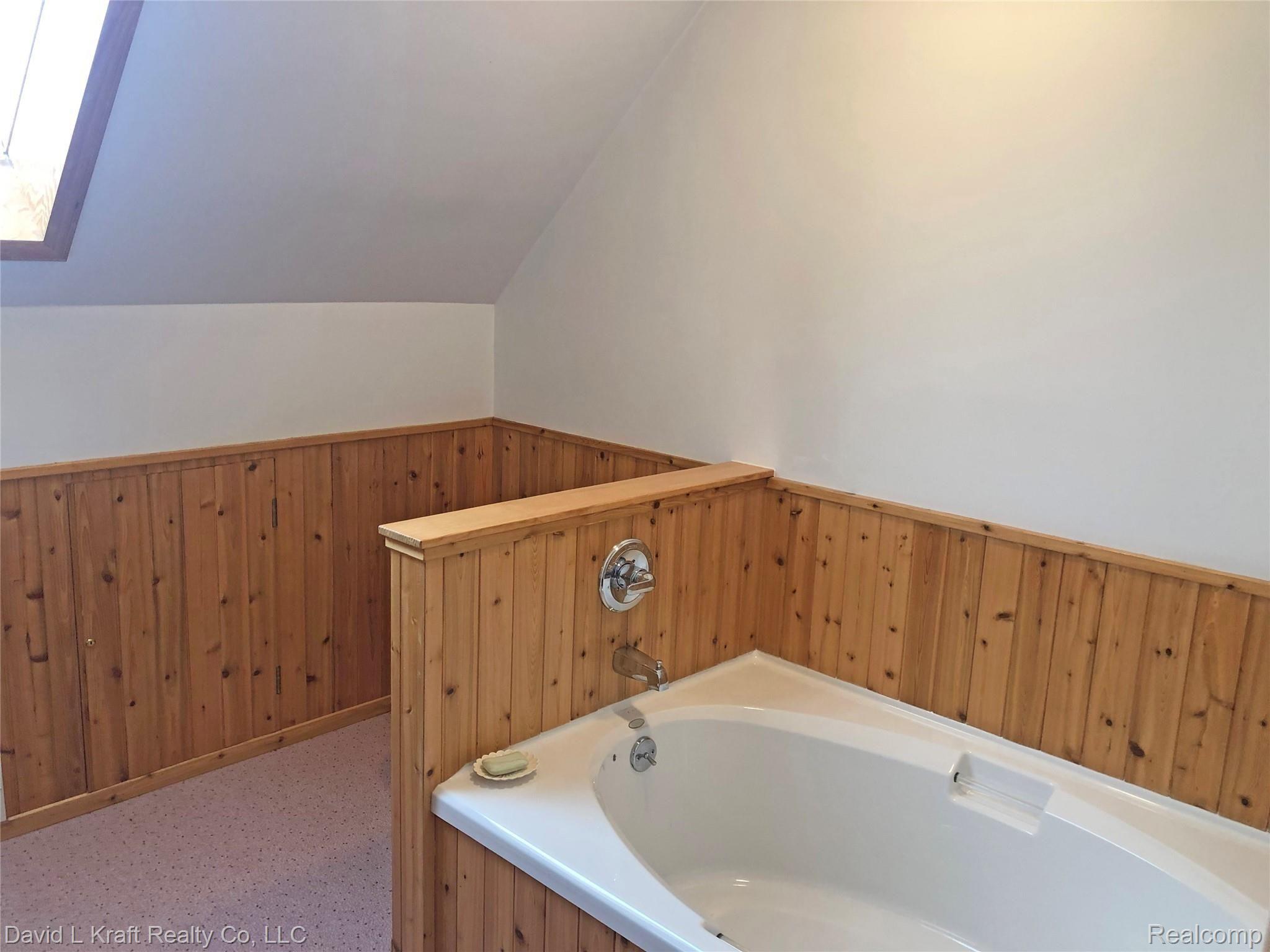 3890 Filion Road Elkton, MI 48731 - Photo 15 of 27 3890FilionBathUp.jpg