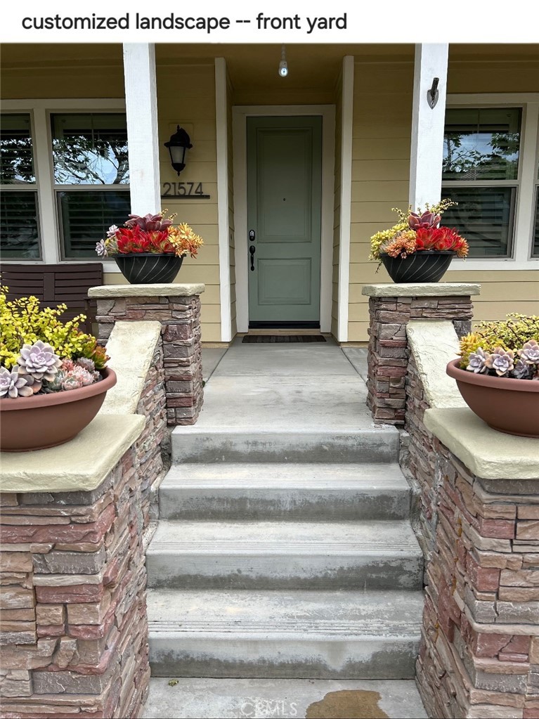 21574 Trail Ridge Drive Escondido, CA 92029 - Photo 2 of 36 Customized Landscape Front Yard