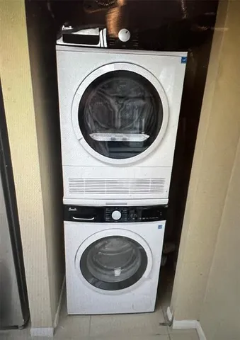 $1,700 | 3405 Northwest 44th Street, Unit 105, Lauderdale Lakes, FL 33309