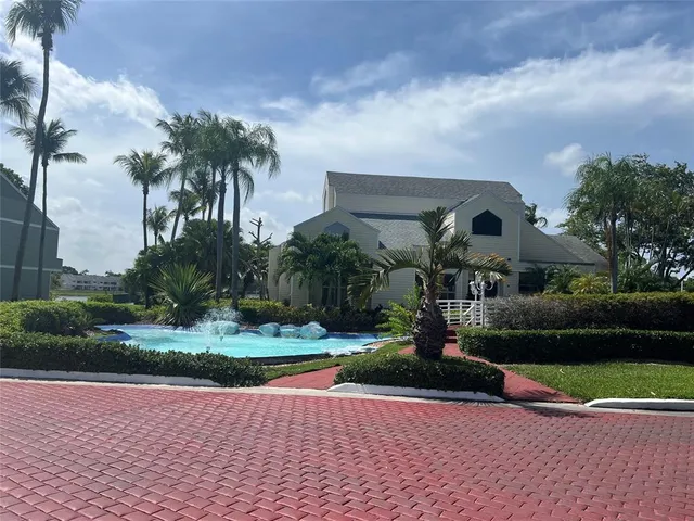 $1,700 | 3405 Northwest 44th Street, Unit 105, Lauderdale Lakes, FL 33309