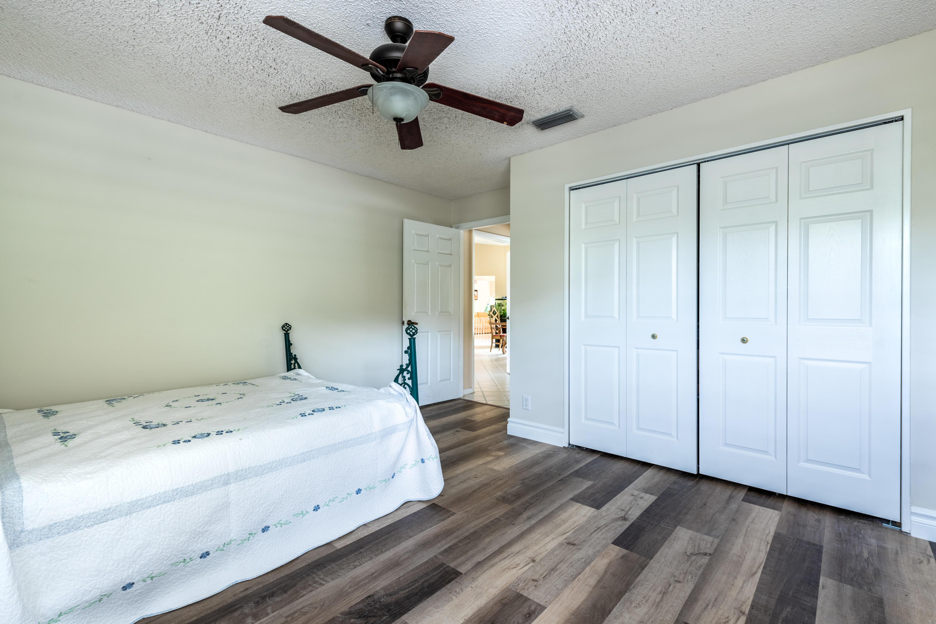 22161 Martella Avenue Boca Raton, FL 33433 - Photo 39 of 47 22161 Martella Ave (41 of 49)
