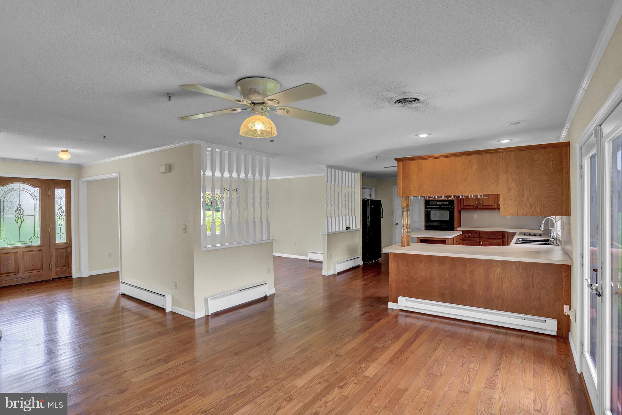 25 Warren Trail Fairfield, PA 17320 - Photo 13 of 42 Living room towards kitchen