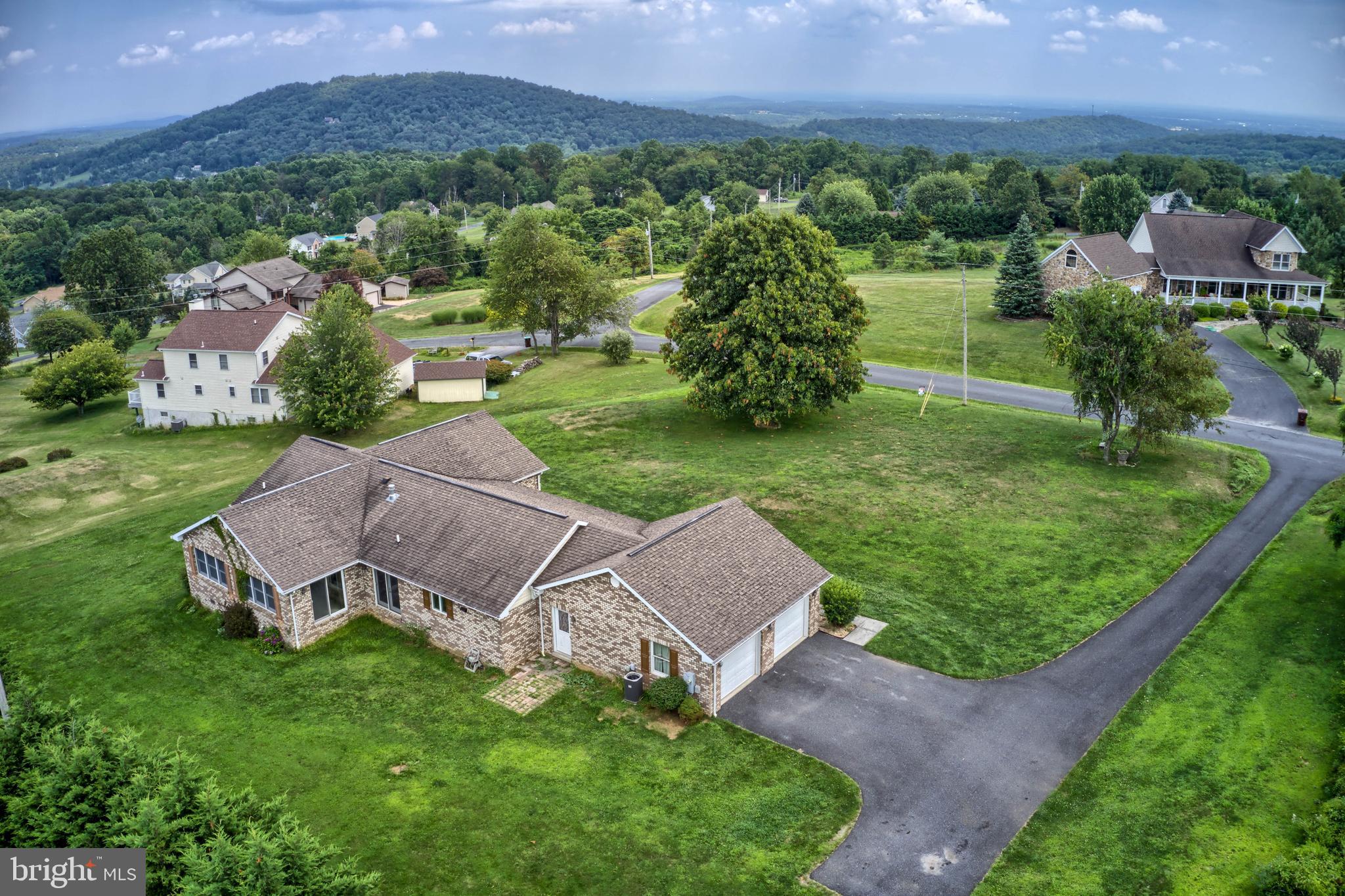25 Warren Trail Fairfield, PA 17320 - Photo 7 of 42 aerial view towards south