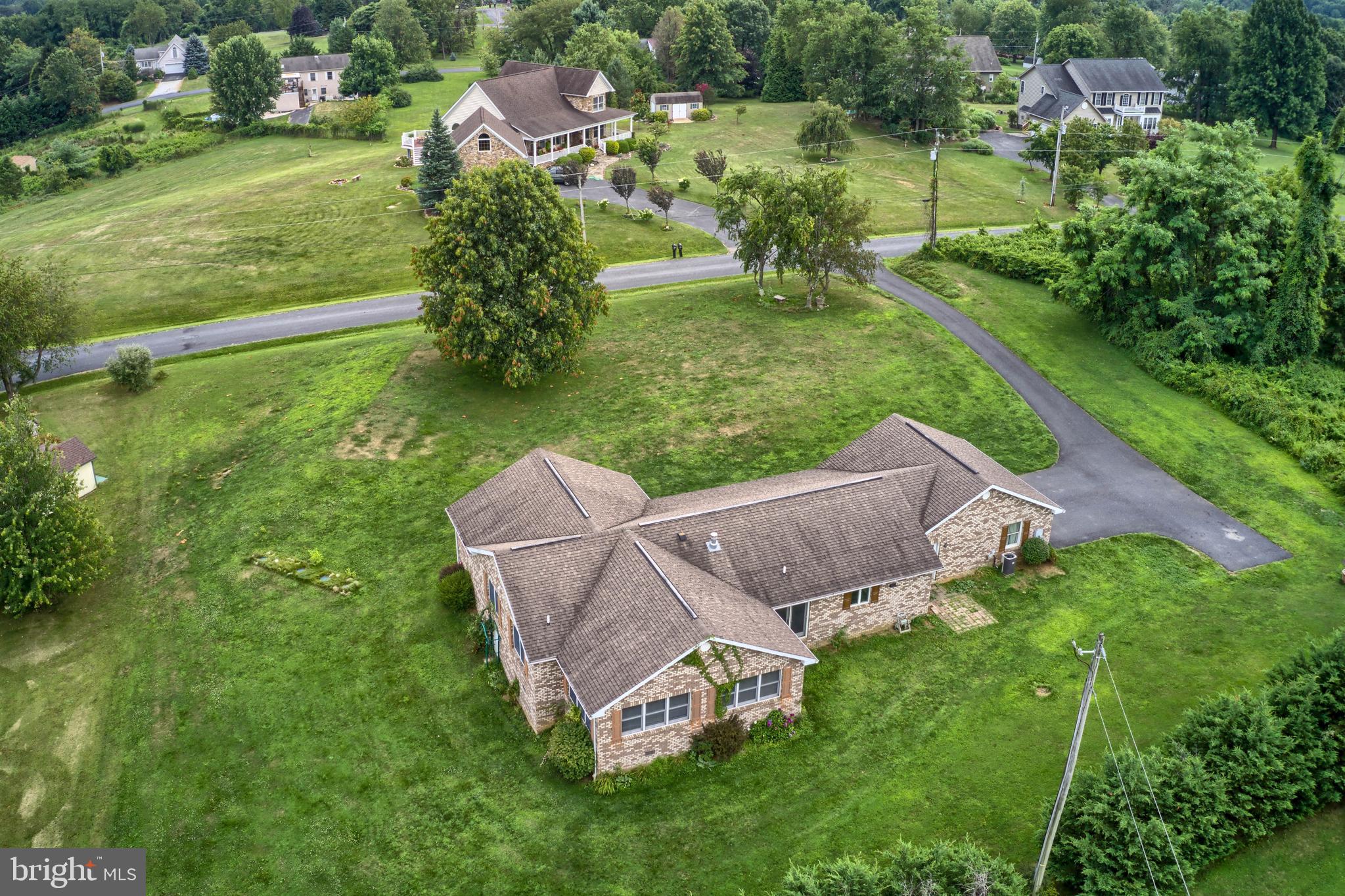 25 Warren Trail Fairfield, PA 17320 - Photo 8 of 42 aerial view towards west