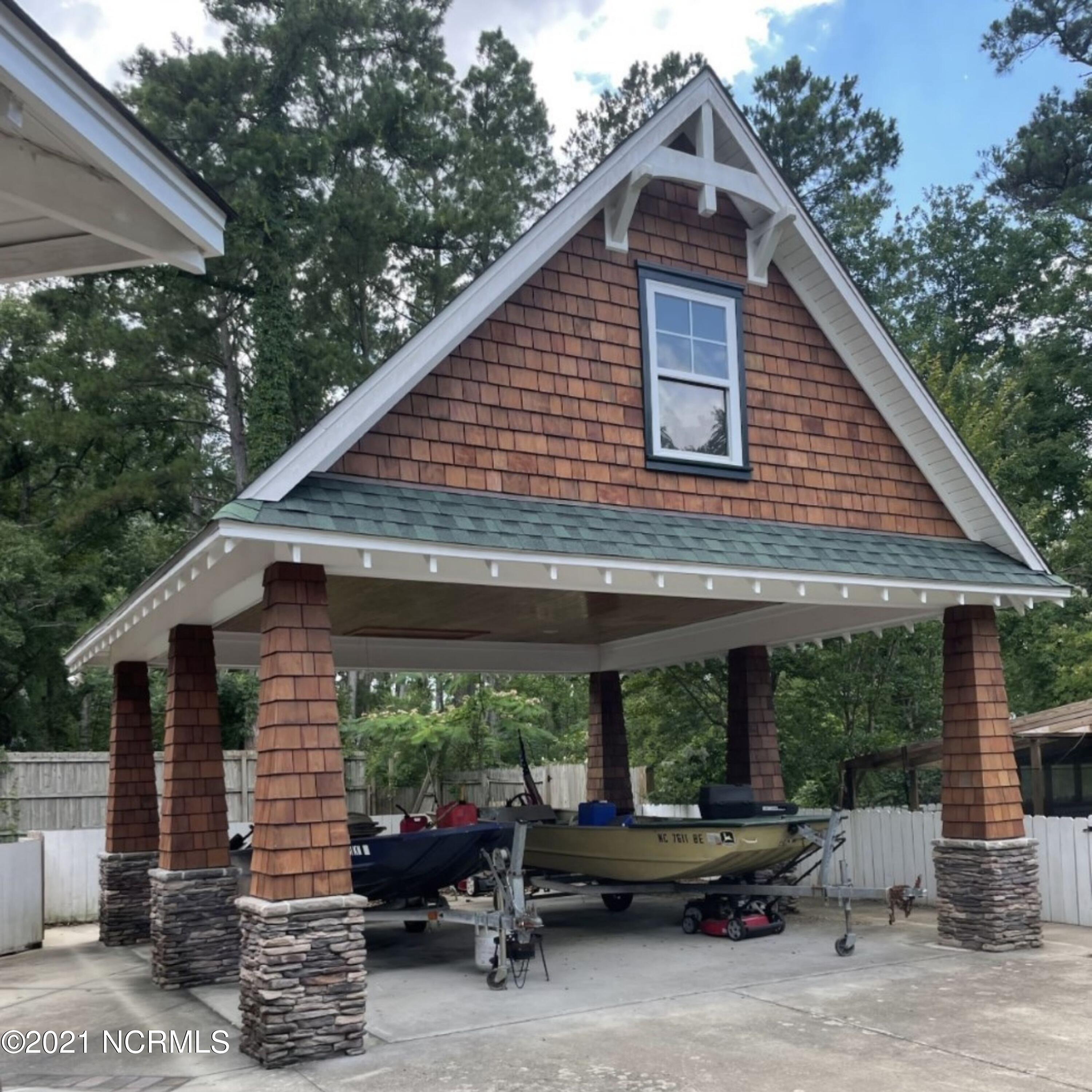 339 Hooker Road Wilmington, NC 28403 - Photo 4 of 62 Detached Carport