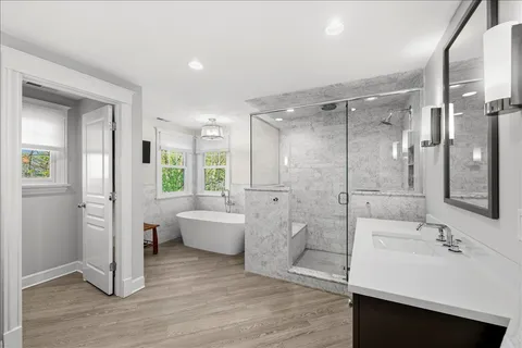 $1,885,000 | 1082 Ash Street, Winnetka, IL 60093