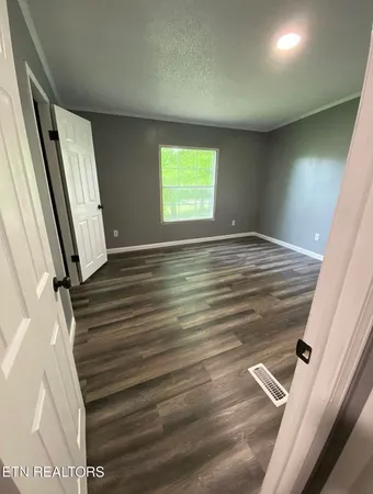 $190,000 | 717 Ross Lane, Winfield, TN 37892