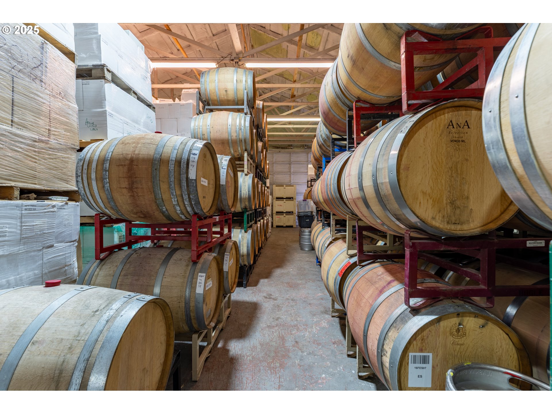 24730 Southwest Tile Flat Road Hillsboro, OR 97123 - Photo 13 of 48