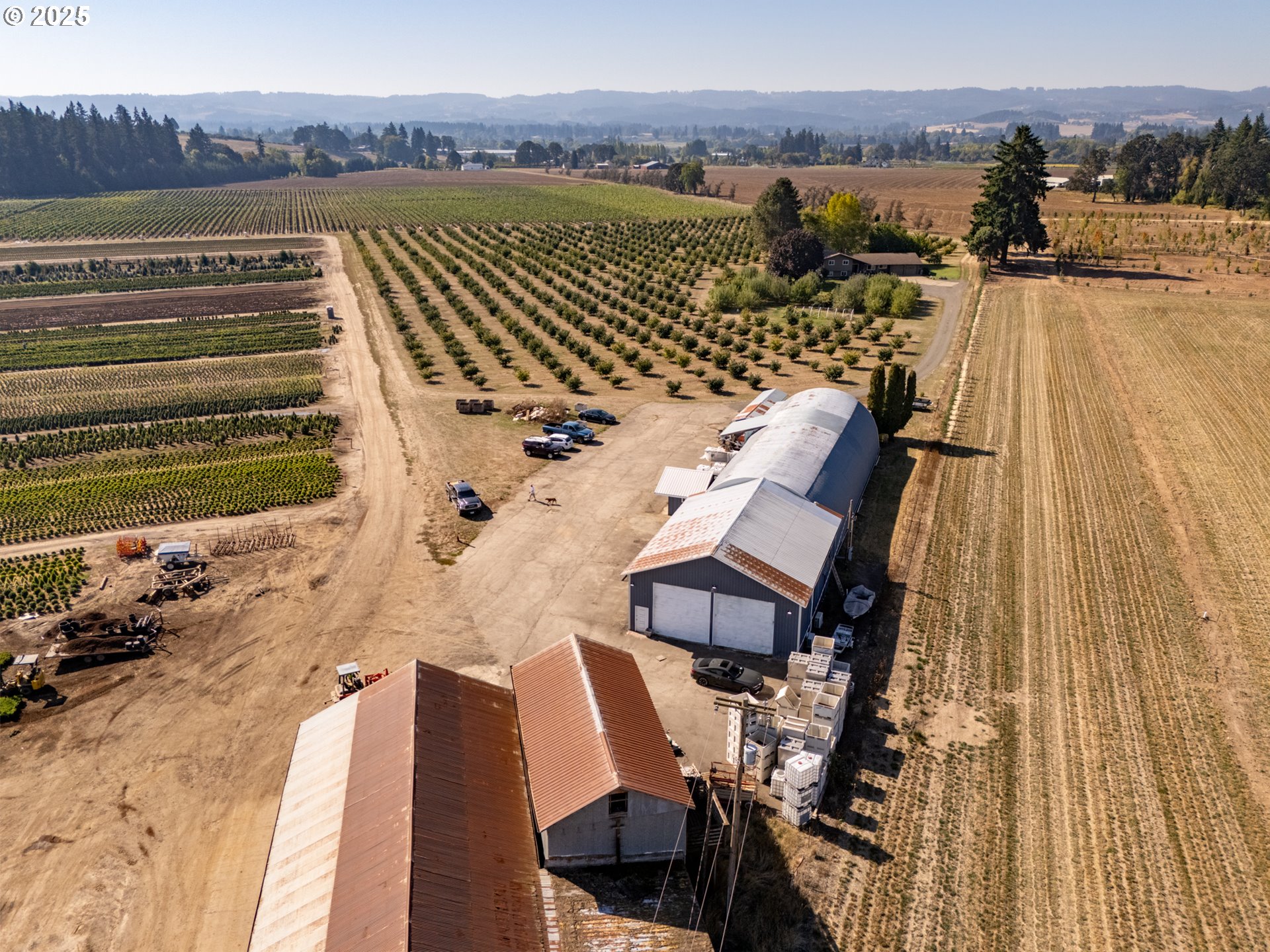 24730 Southwest Tile Flat Road Hillsboro, OR 97123 - Photo 19 of 48