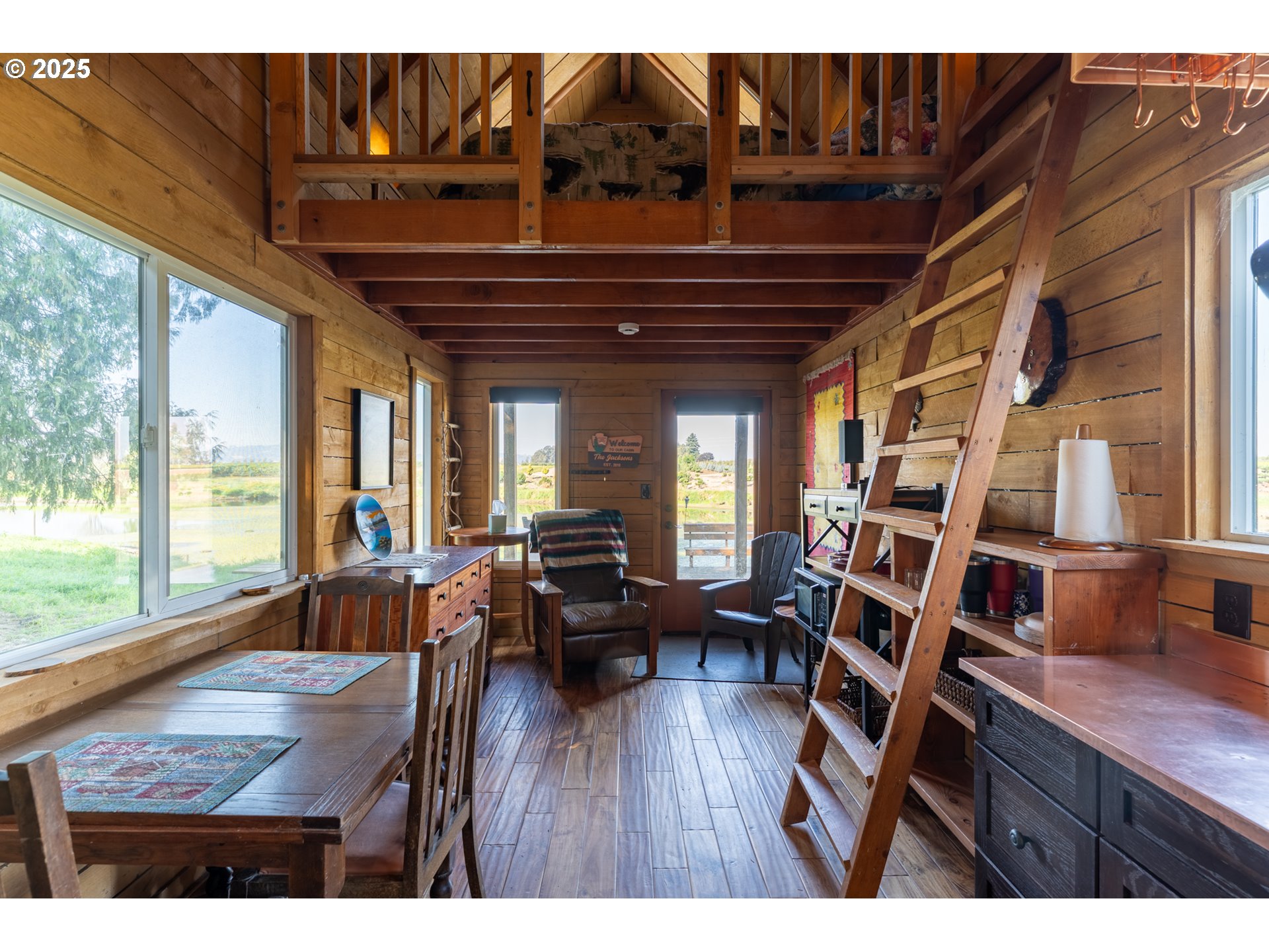 24730 Southwest Tile Flat Road Hillsboro, OR 97123 - Photo 25 of 48