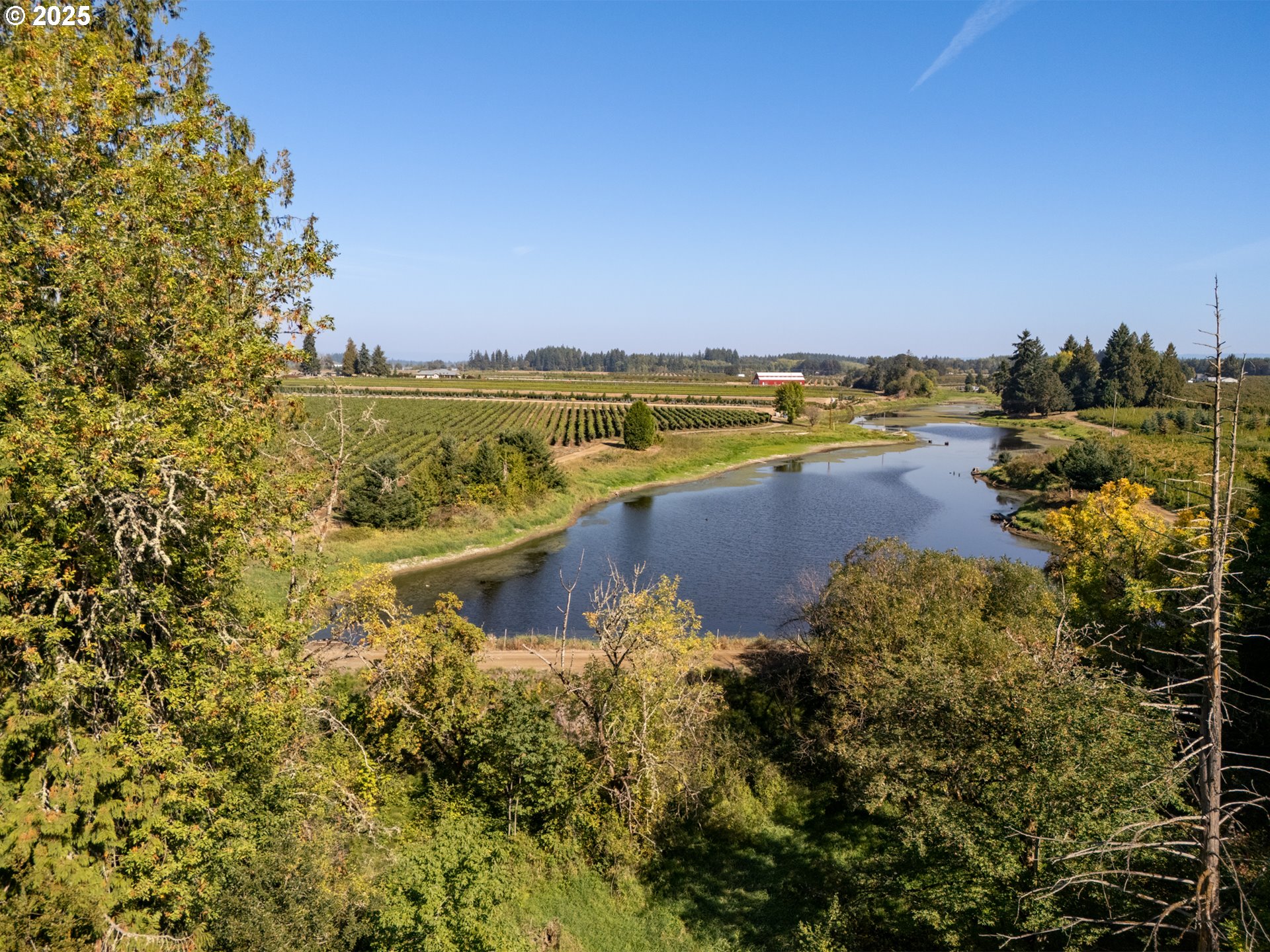 24730 Southwest Tile Flat Road Hillsboro, OR 97123 - Photo 35 of 48