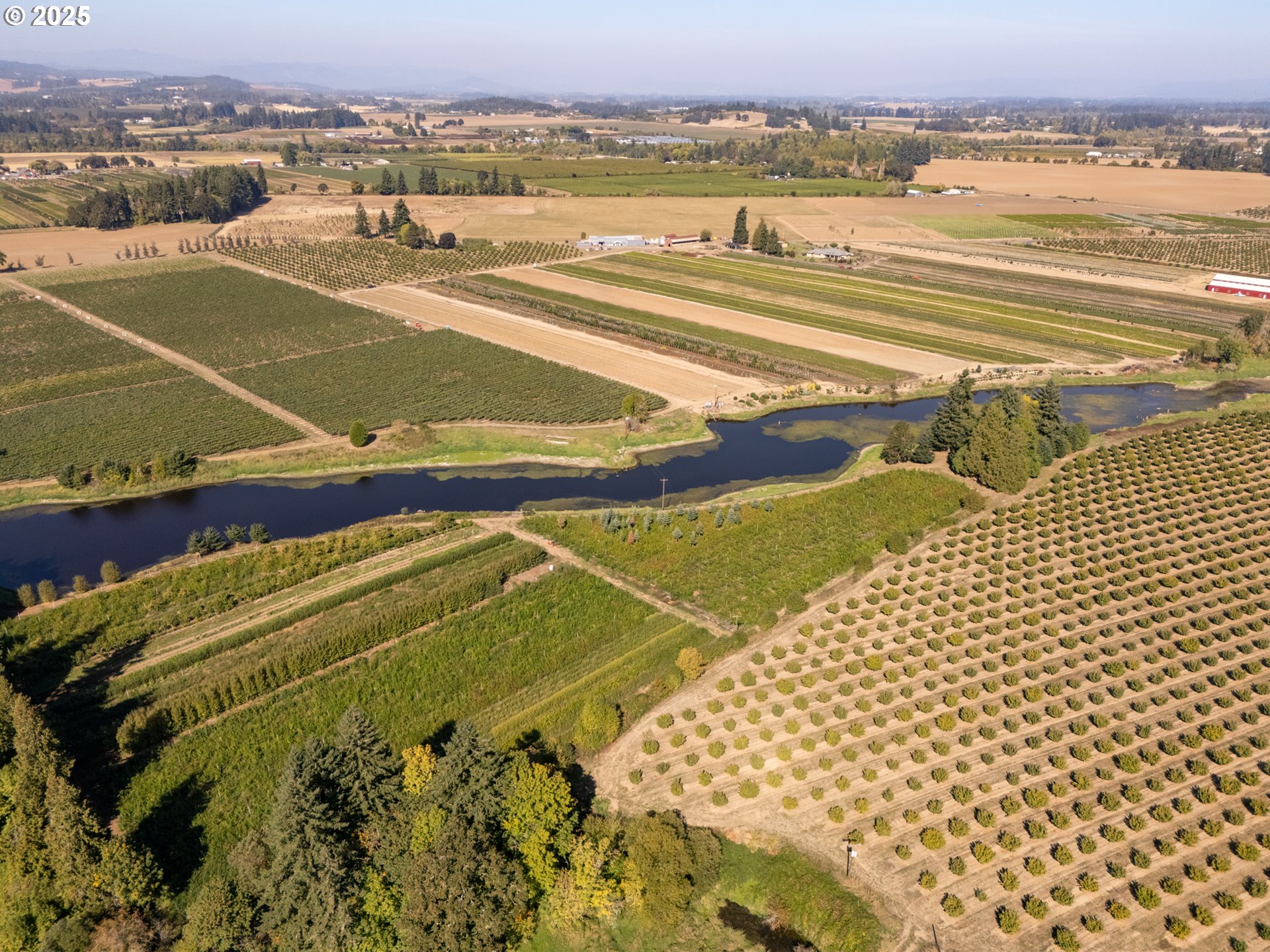 24730 Southwest Tile Flat Road Hillsboro, OR 97123 - Photo 39 of 48