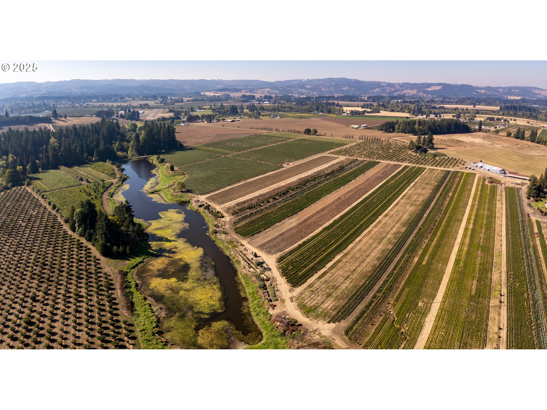 24730 Southwest Tile Flat Road Hillsboro, OR 97123 - Photo 41 of 48