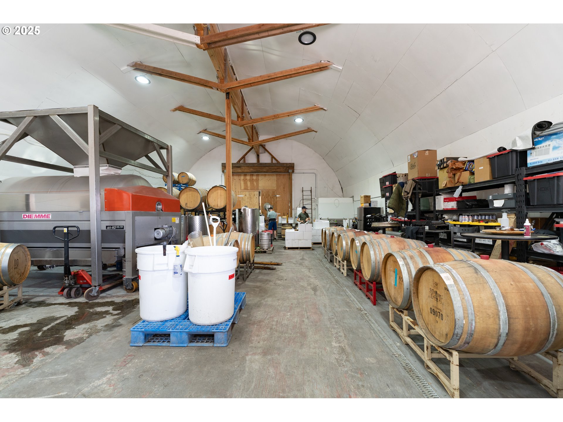24730 Southwest Tile Flat Road Hillsboro, OR 97123 - Photo 10 of 48 Bathroom