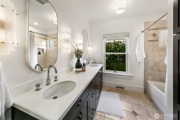 $1,490,000 | 4203 Corliss Avenue North, Seattle, WA 98103