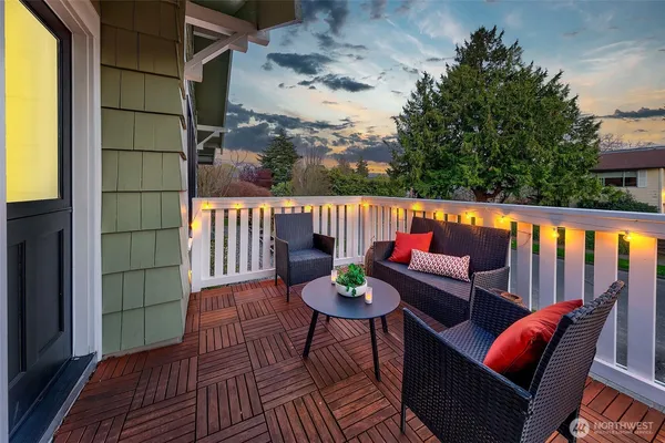 $1,490,000 | 4203 Corliss Avenue North, Seattle, WA 98103