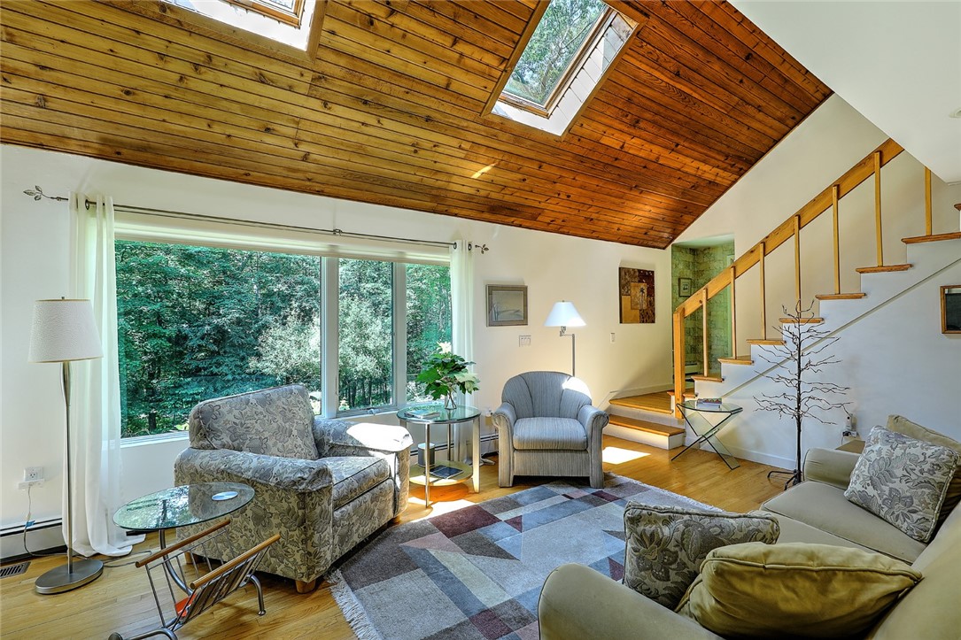 153 Howard Hill Road Foster, RI 02825 - Photo 4 of 24