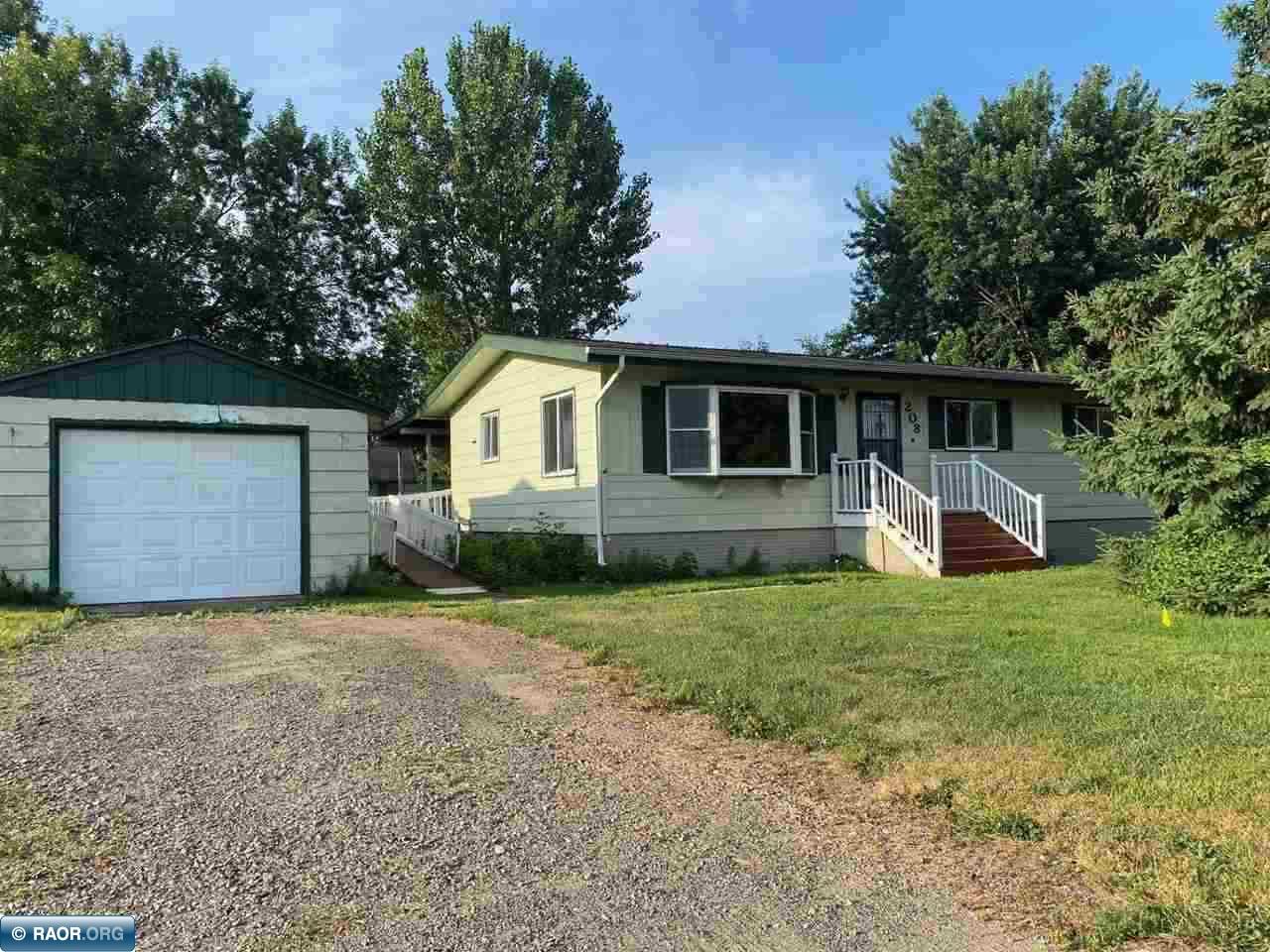 208 Andover Road Hoyt Lakes, MN 55750 - Photo 2 of 18