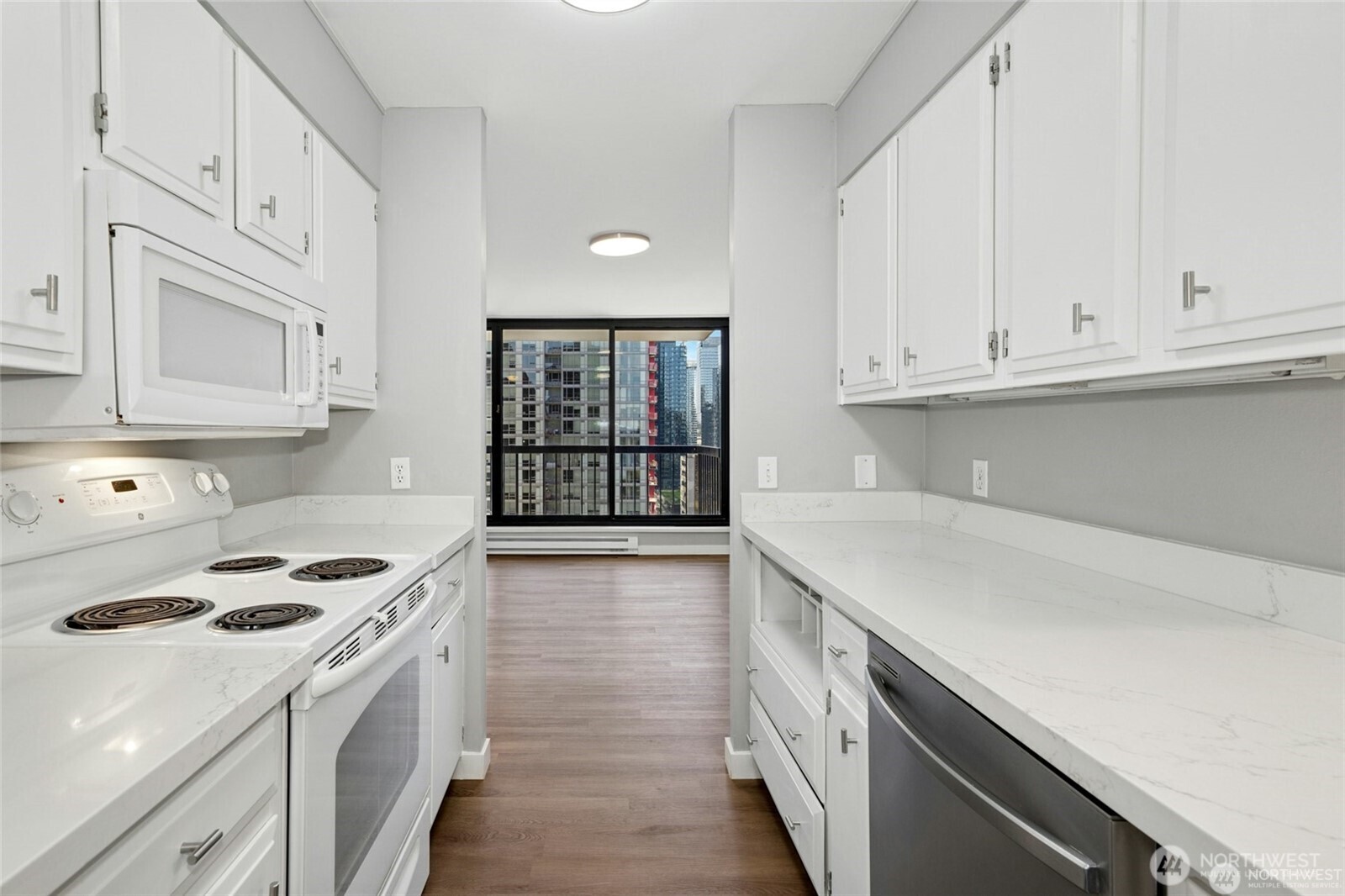 2100 3rd Avenue, Unit 1505 Seattle, WA 98121 - Photo 11 of 29