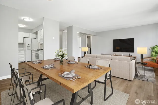 $548,880 | 2100 3rd Avenue, Unit 1505, Seattle, WA 98121