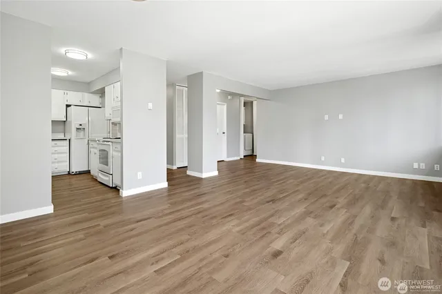 $548,880 | 2100 3rd Avenue, Unit 1505, Seattle, WA 98121