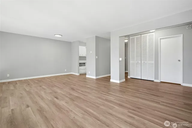 $548,880 | 2100 3rd Avenue, Unit 1505, Seattle, WA 98121