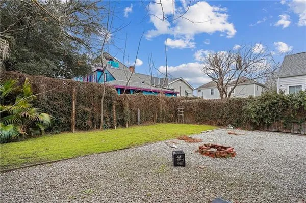 $1,250 | 316 Arabella Street, New Orleans, LA 70115