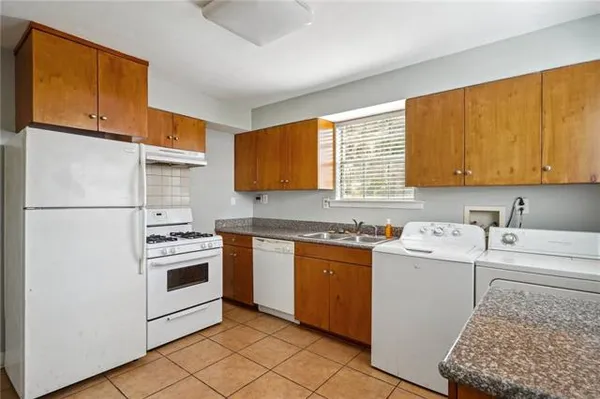 $1,250 | 316 Arabella Street, New Orleans, LA 70115