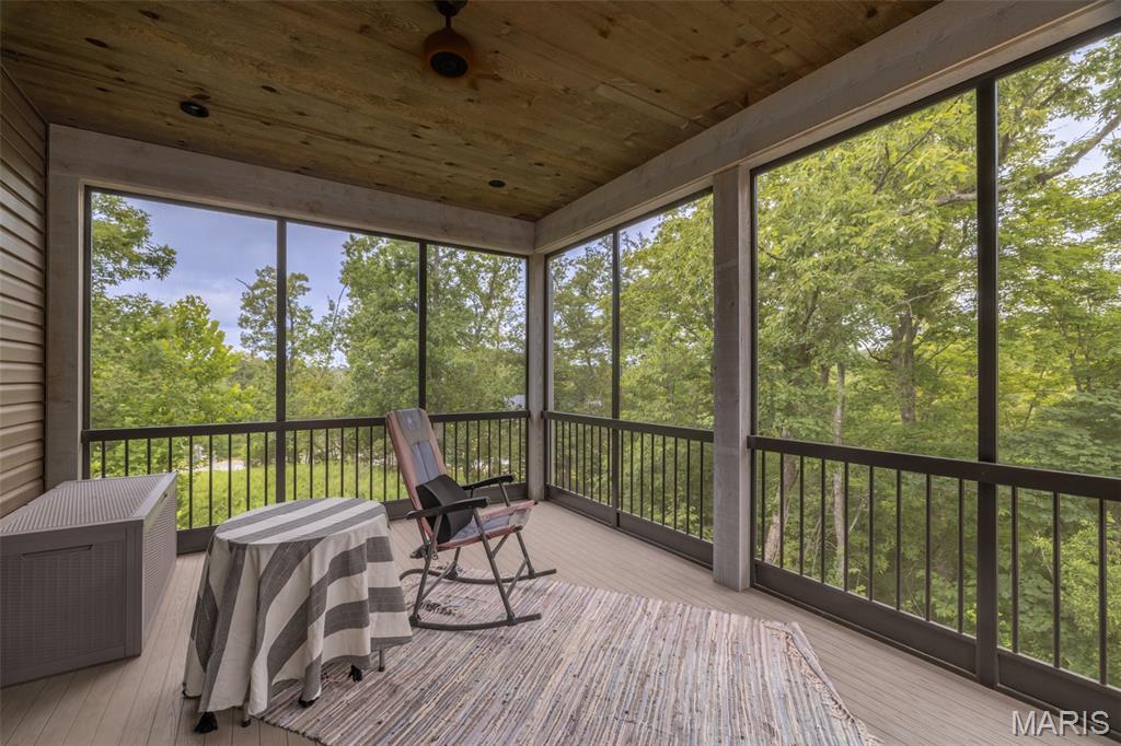 2740 Tyrol View Innsbrook, MO 63390 - Photo 18 of 32