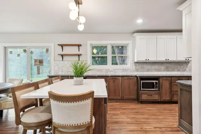 $3,875 | 17710 13th Avenue North, Plymouth, MN 55447