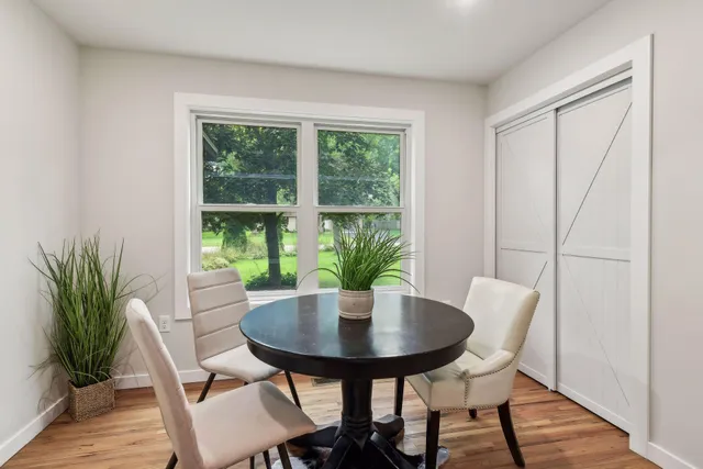 $3,875 | 17710 13th Avenue North, Plymouth, MN 55447