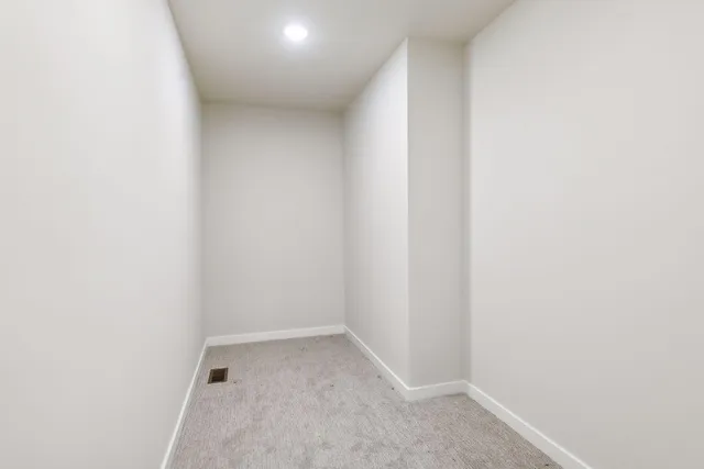 $3,875 | 17710 13th Avenue North, Plymouth, MN 55447