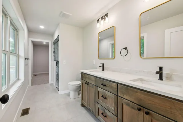 $3,875 | 17710 13th Avenue North, Plymouth, MN 55447