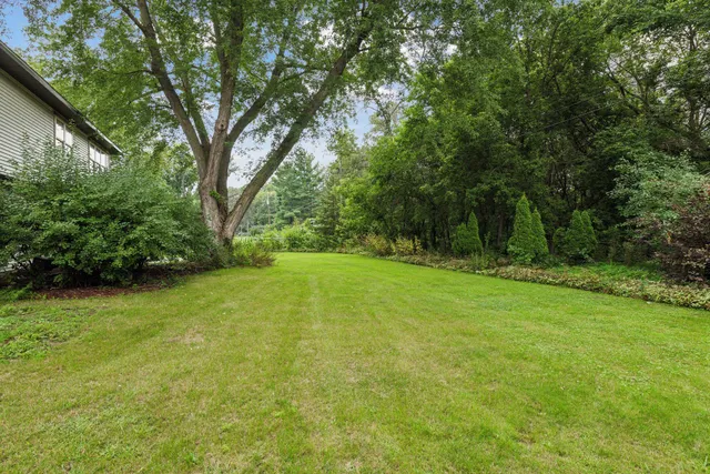 $3,875 | 17710 13th Avenue North, Plymouth, MN 55447