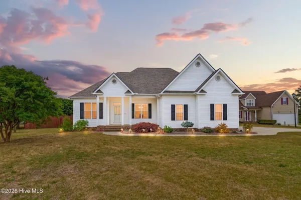 $448,000 | 8101 Claybrooke Court, Willow Spring, NC 27592