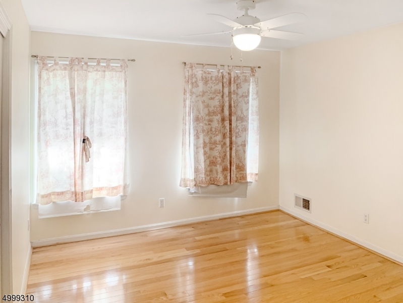 9 Colonial Court Skillman, NJ 08558 - Photo 15 of 25