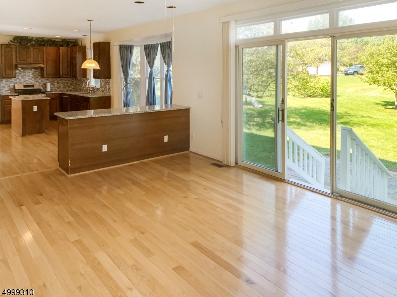 9 Colonial Court Skillman, NJ 08558 - Photo 10 of 25