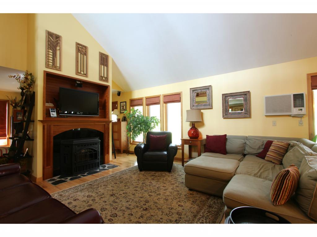 135 Library Road Danville, VT 05828 - Photo 4 of 36