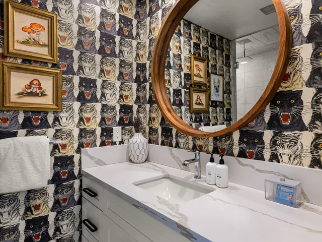 a view of entryway and hall