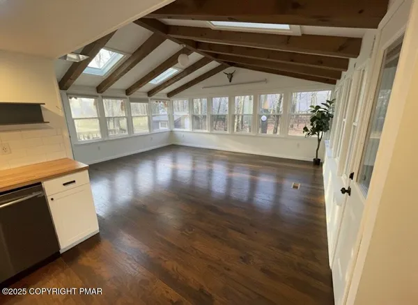 a view of a storage & utility room
