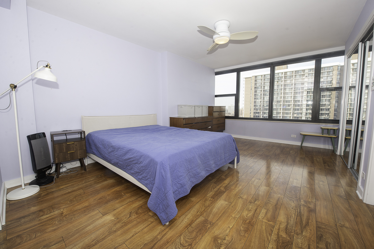 5801 North Sheridan Road, Unit 18C Chicago, IL 60660 - Photo 19 of 37 Gallery Image 19