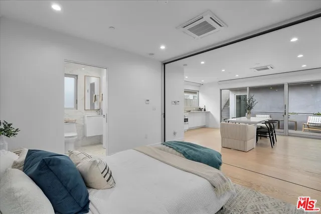 $2,649,000 | 541 Rose Avenue, Venice, CA 90291