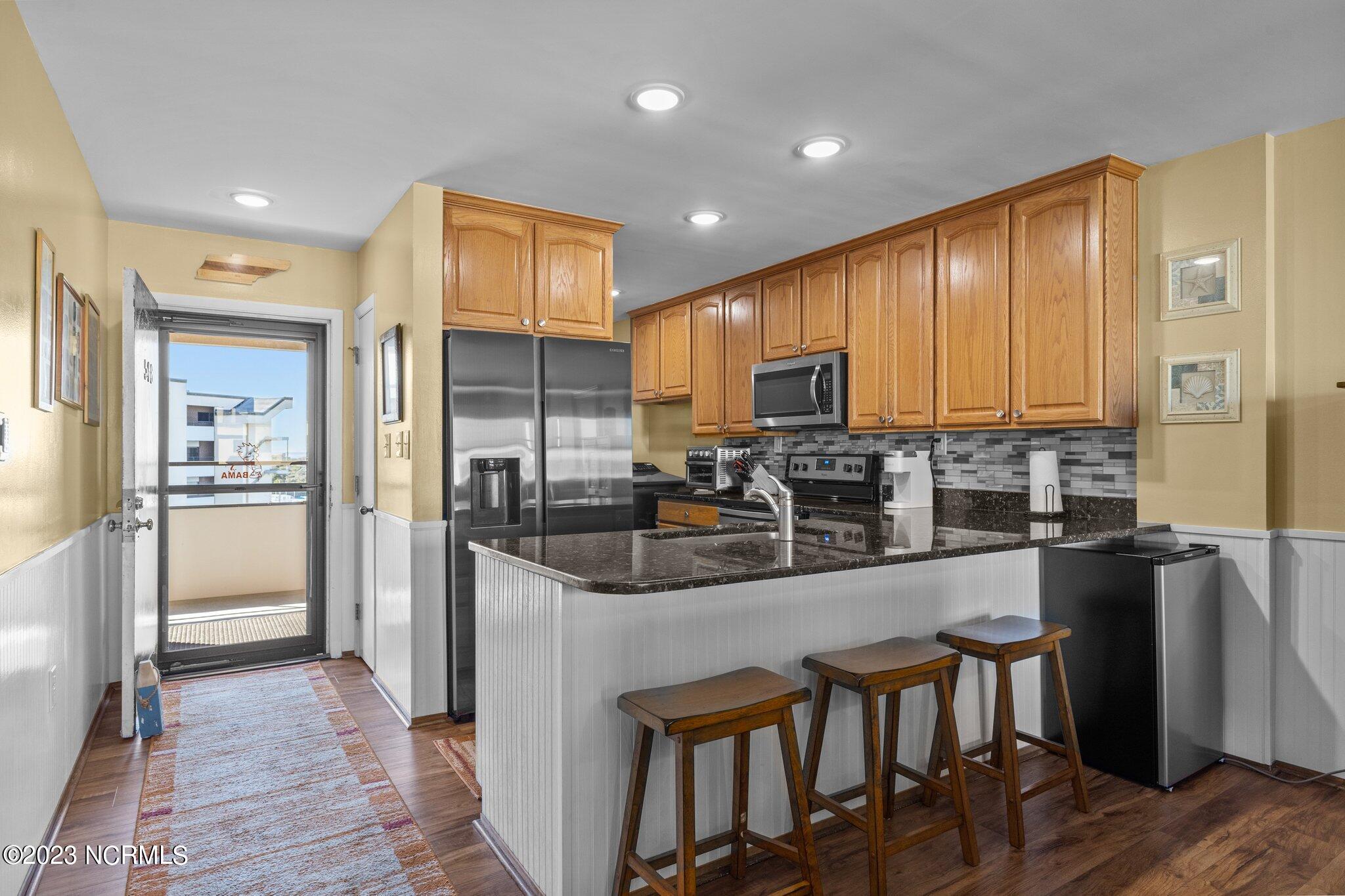 1505 Salter Path Road, Unit 508A Indian Beach, NC 28512 - Photo 2 of 50 Entry & Kitchen