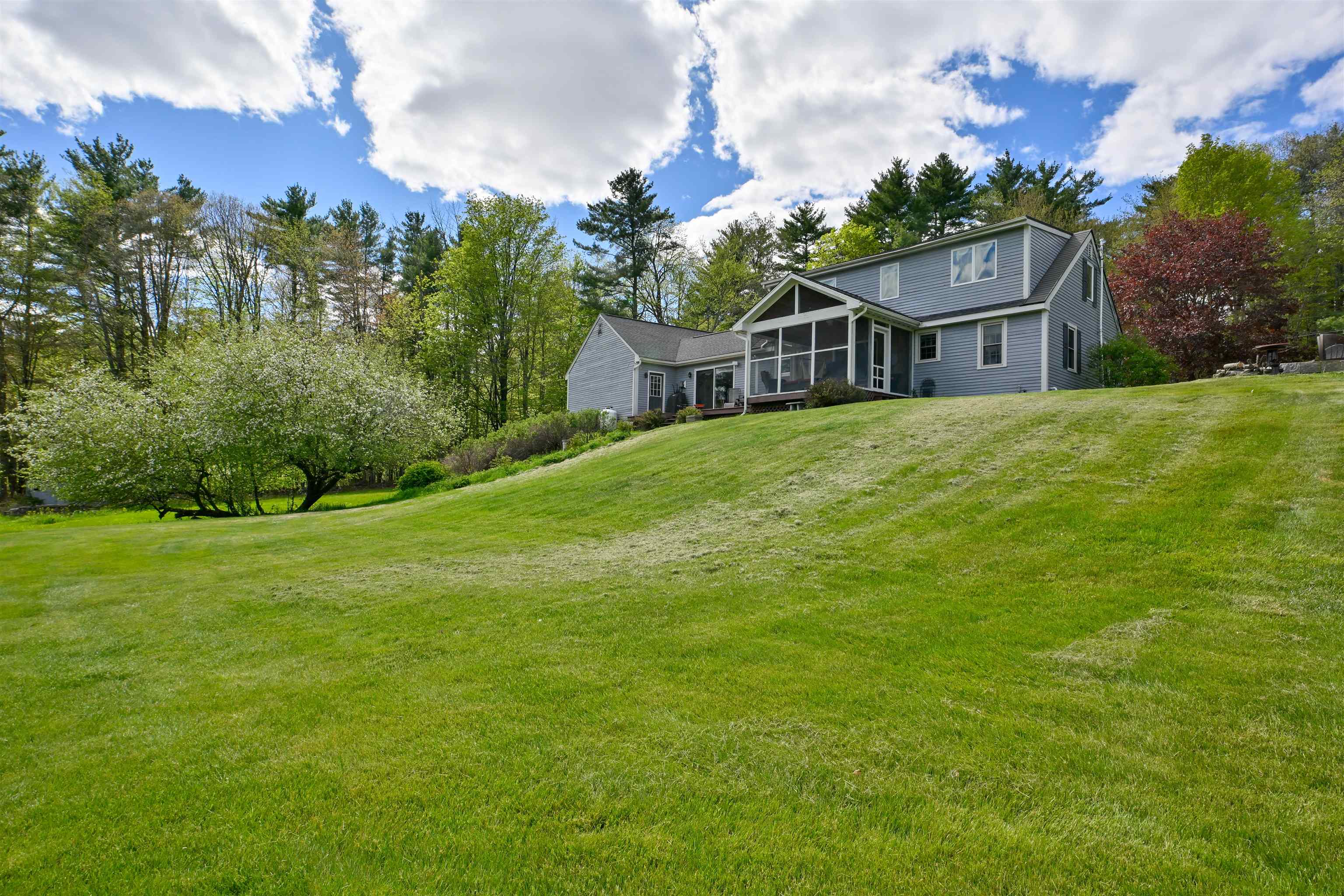 50 Stinson Road Goffstown, NH 03045 - Photo 7 of 59