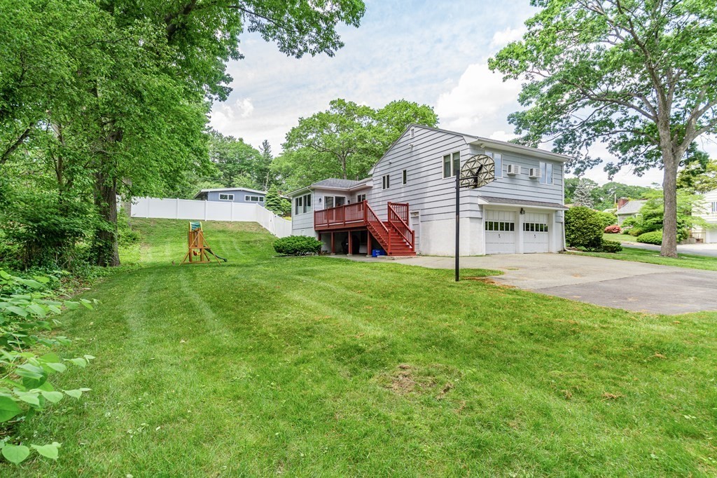 4 Michaels Road Lynnfield, MA 01940 - Photo 31 of 33 Gallery Image 31