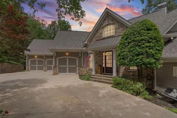 $825,000 | 12 Somerset Lane, Cartersville, GA 30121