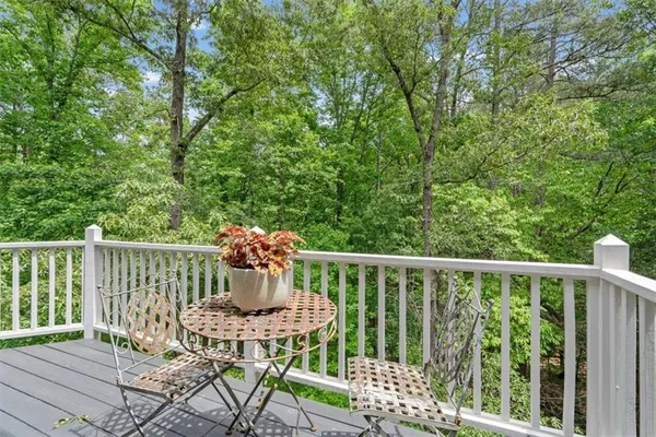 $825,000 | 12 Somerset Lane, Cartersville, GA 30121