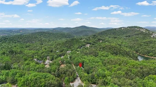 $825,000 | 12 Somerset Lane, Cartersville, GA 30121